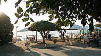 Porto Dos Barcos outside