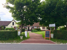 Auberge de la Louviere food