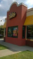 Pollo Campero outside