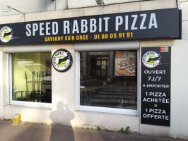 Speed Rabbit Pizza inside