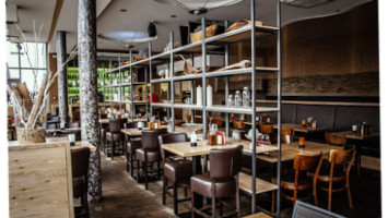 Metropolis Bar Restaurant Walldorf food