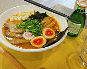 Mi-ramen Bistro food