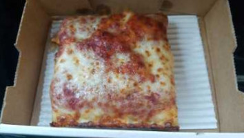 Jet's Pizza food