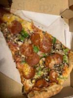 8th Street Pizza food