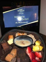 The Melting Pot food