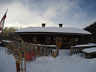 Alpengasthof Jausenstation Stalle inside