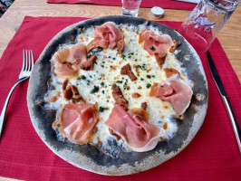 Pizzeria Al Tabia food