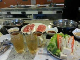 Shabu Chic food