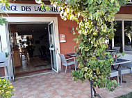 Auberge Des Lacs Bleus inside