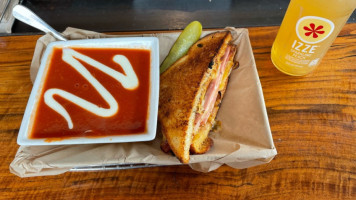 The American Grilled Cheese Kitchen food