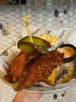 The Budlong Hot Chicken food