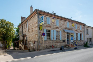 La Table d'Antan outside