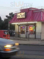 Alaska King Crab House outside