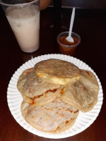 Gorditas Los Comales food