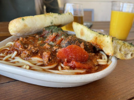 Paoli's Neighborhood Italian food