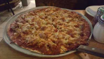 Beverly Pizza House food