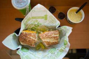 Quiznos Sub food