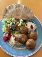 Juju's Mediterranean Kitchen food