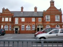 The Aneurin Bevan (wetherspoon) outside