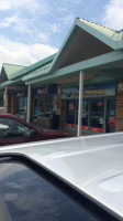 Lakeport Fish & Chips outside