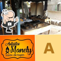 Antojitos Manely food