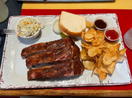 Lone Star B-q food