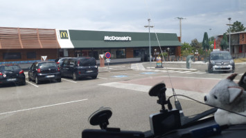 Mcdonald's outside