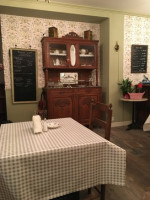 La Vienne Tearoom, Cafe British Pantry food