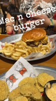 Hooters food