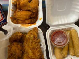 Best Wingers LLC food