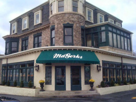 Magerks Pub Grill Fort Washington outside