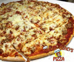 Waldo Cooney's Pizza food