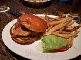 Bj's Brewhouse food