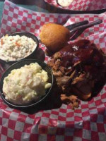 Famous Dave's -b-que food