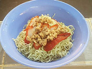 Mee Kolo Wilson food