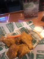 Quaker Steak Lube food