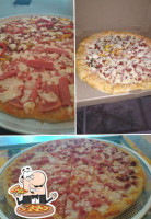 Esther Pizzas food