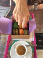 Le Macaron Mizner Park food