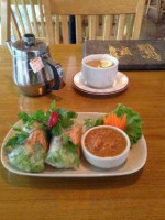 Rearn Thai food