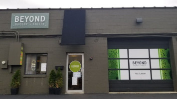 Beyond Juicery Eatery food