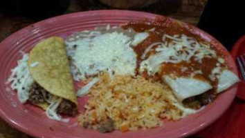 Las Trojas Cantina food