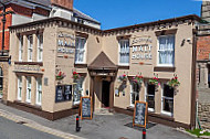 Old Coppers Malt House inside