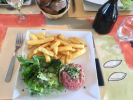 La Charmotte food