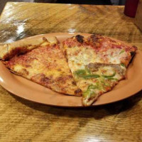 Ramunto's Brick Oven Pizza food