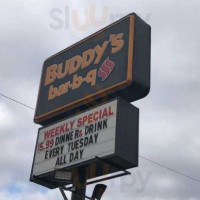 Buddy's B-q food