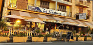 Le Continental outside