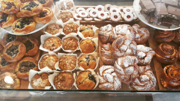 Pandesal Bakery food