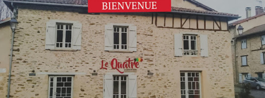 Le Quatre outside