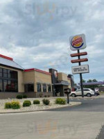 Burger King outside