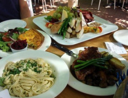 Edgecombe Brothers Winery and Cafe food